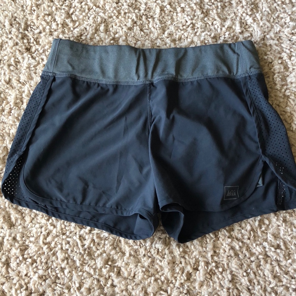 Athletic shorts
